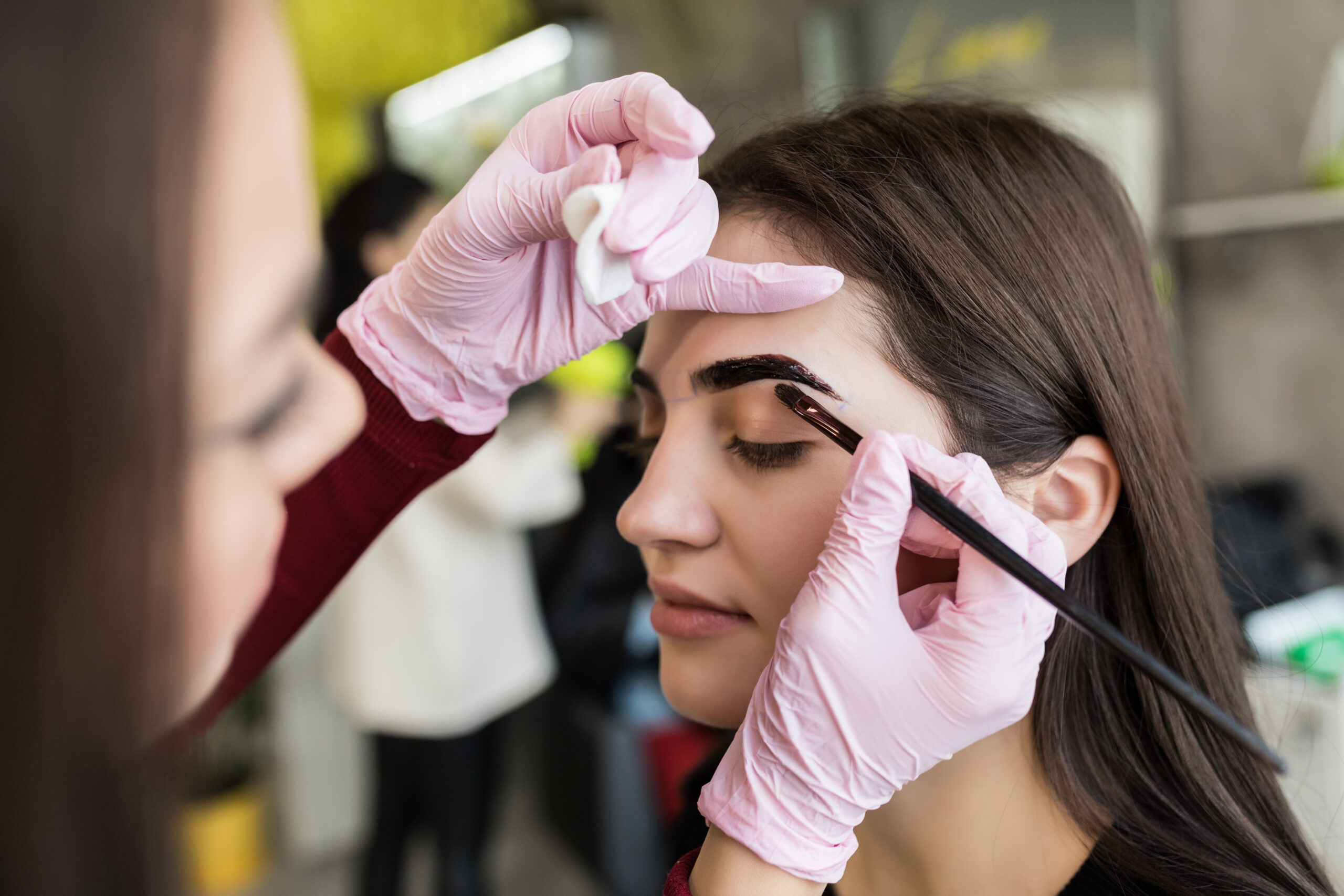 PMU Powder brows – schöne Brauen ohne tägliches Nachzeichnen